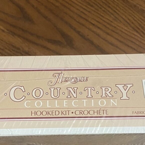 55-(VC) Vintage. Heritage. Hooked Kit. Country Collection. Swan Song. - Picture 2 of 4